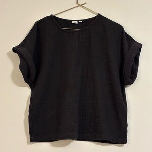 GAP Black Textured Short Sleeve Top